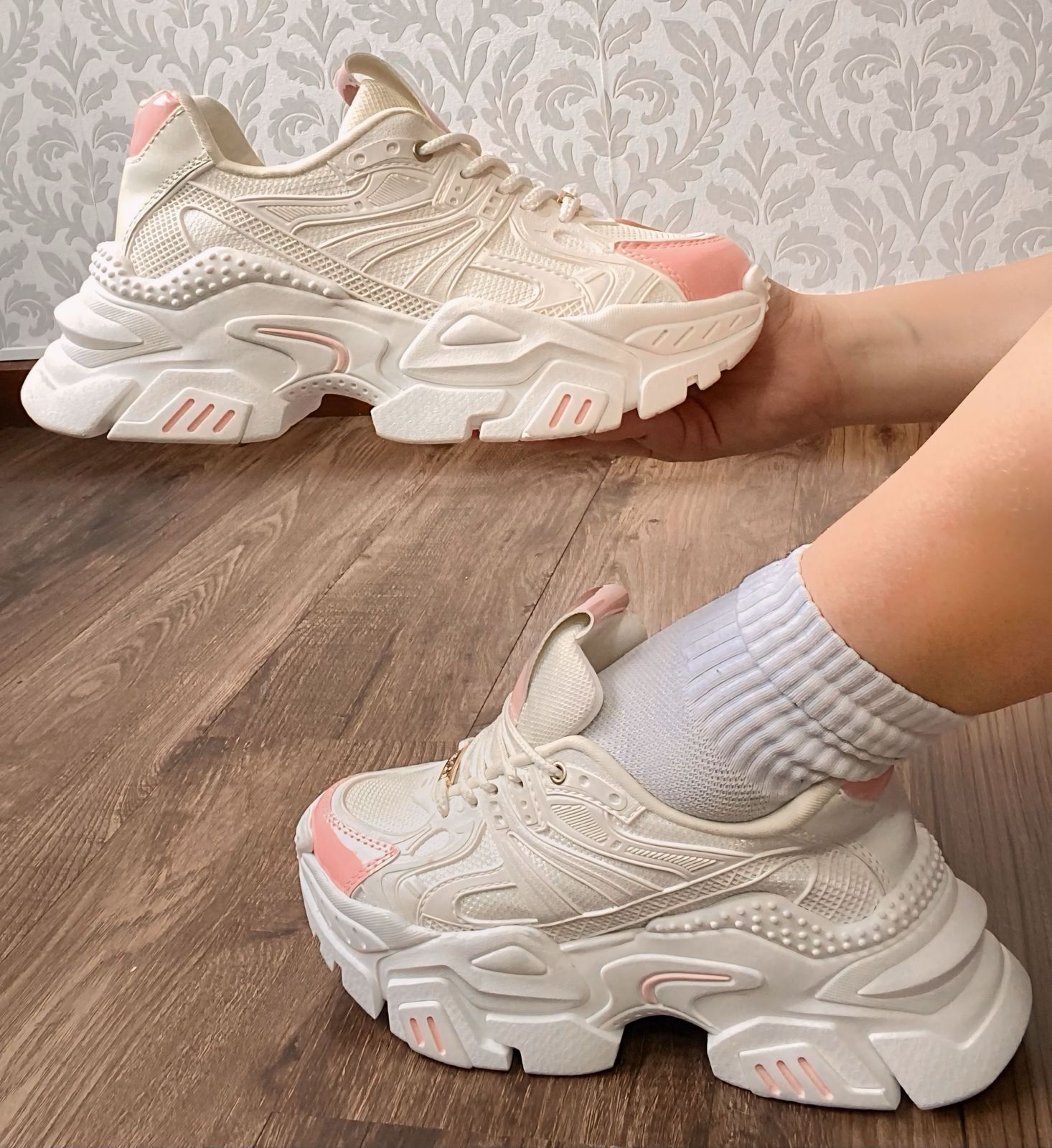 Zapatillas De Lujo para mujer – Tendencias en Colombia – Compra Ahora en Click Boom Shop